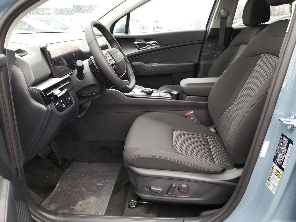 New 2026 Kia Sportage S image 14