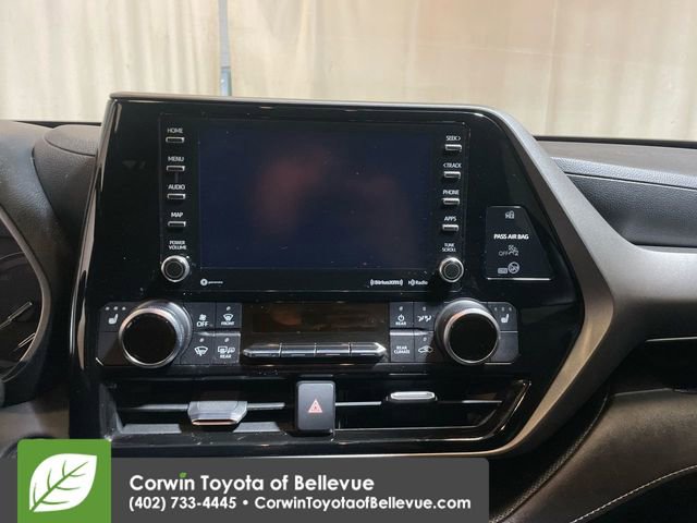 Used 2020 Toyota Highlander XLE image 13