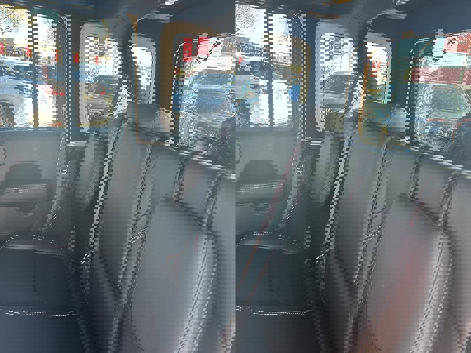 Used 2023 Jeep Wrangler Sahara w/ Cold Weather Group image 31