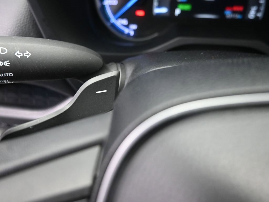 Used 2021 Toyota RAV4 XSE image 25