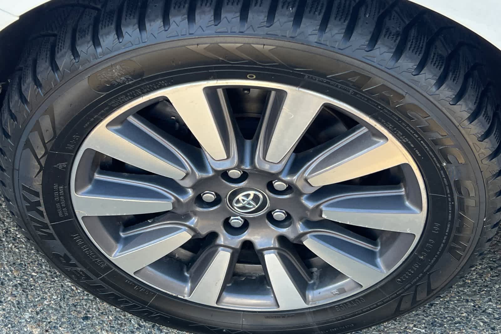 Used 2019 Toyota Sienna SE Premium AWD/4WD image 10