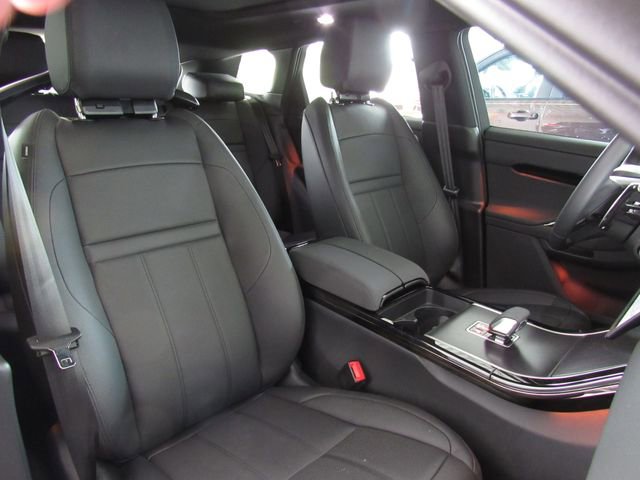 Used 2026 Land Rover Range Rover Evoque Dynamic SE AWD/4WD image 18