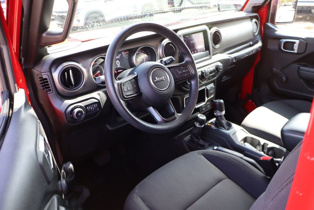 Used 2022 Jeep Wrangler Unlimited Sport image 14