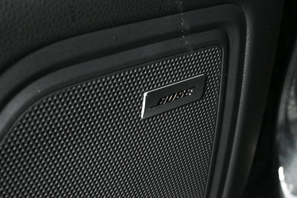 Certified 2026 Porsche Macan AWD/4WD image 7