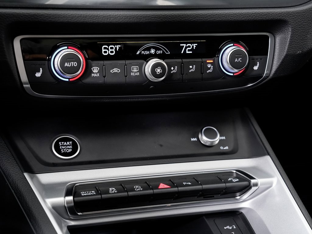 Certified 2024 Audi Q3 2.0T Premium image 17