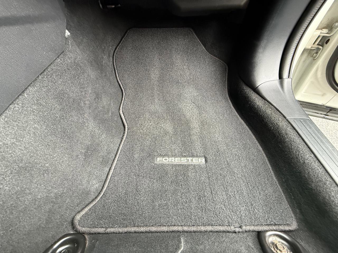 Used 2019 Subaru Forester Premium AWD/4WD image 35