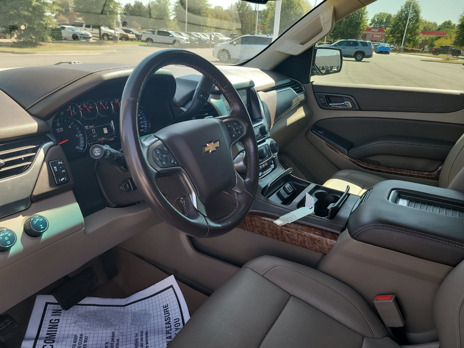 Used 2020 Chevrolet Suburban Premier AWD/4WD image 10