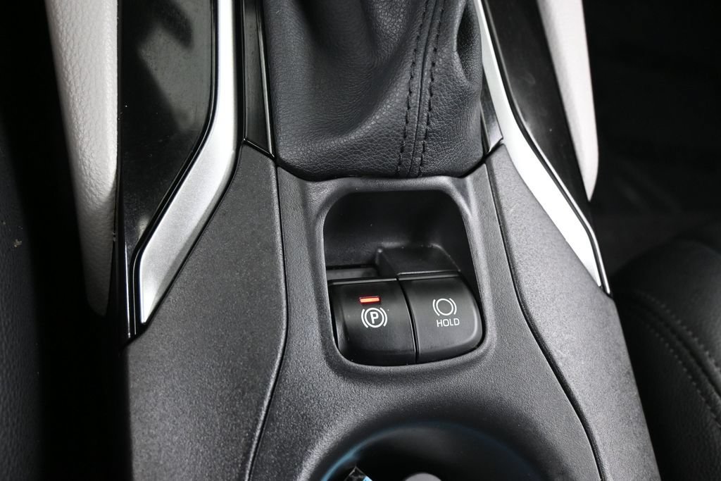 Used 2025 Toyota Corolla Cross LE FWD image 22