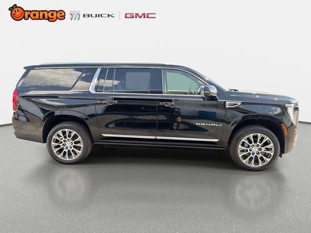 New 2026 GMC Yukon XL Denali w/ Denali Reserve Package AWD/4WD image 2