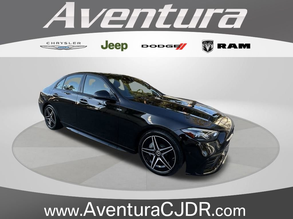 Used 2025 Mercedes-Benz C 300 4MATIC Sedan image 1