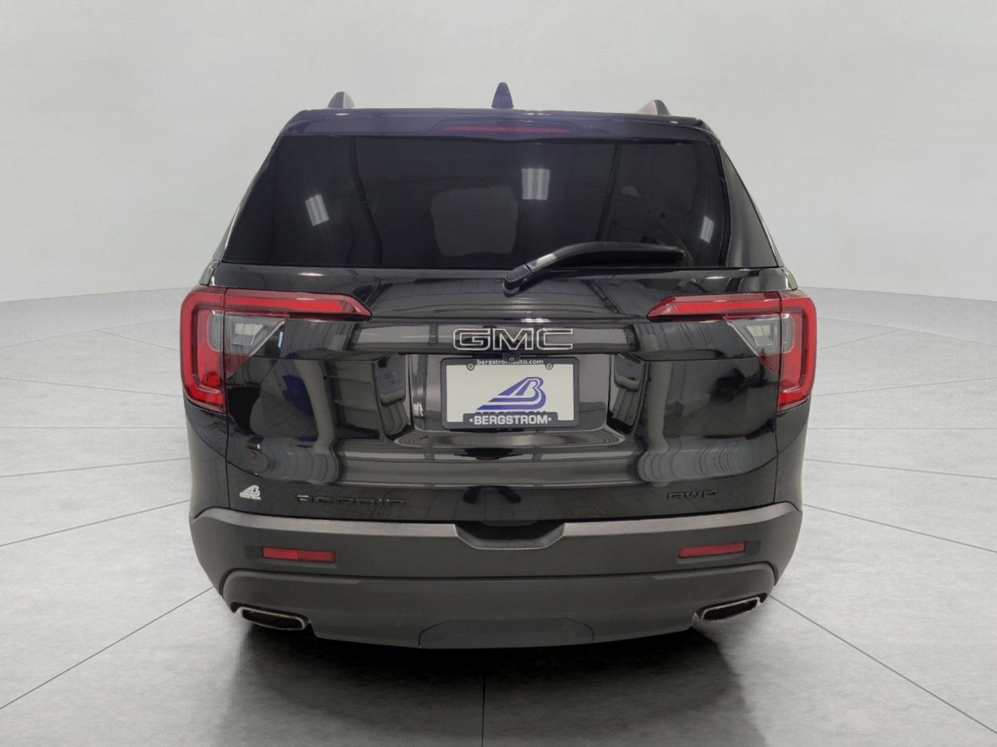 Used 2023 GMC Acadia SLT w/ Elevation Edition image 26