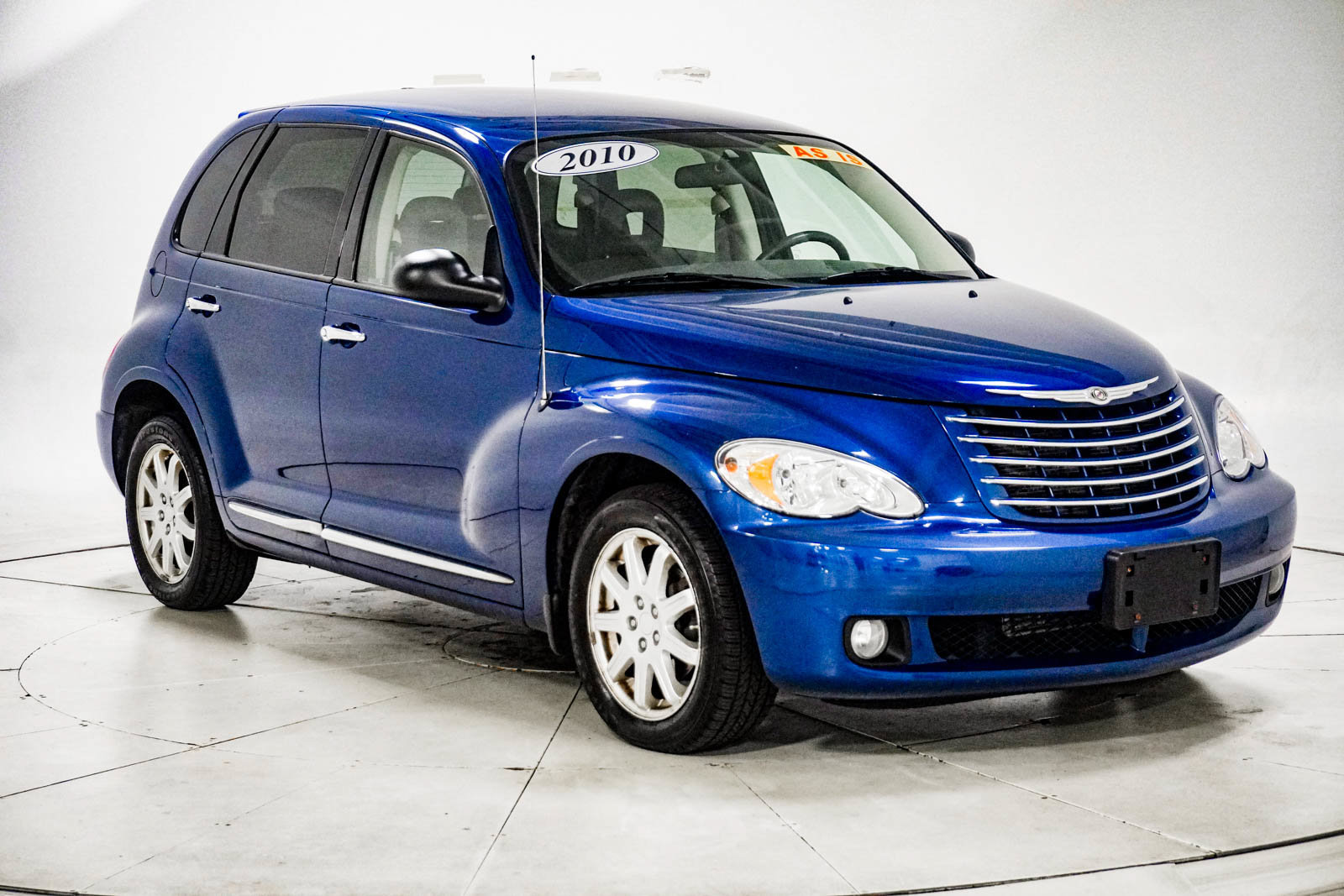 Used 2010 Chrysler PT Cruiser FWD image 13