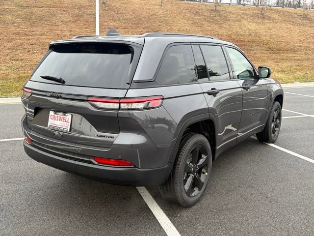New 2025 Jeep Grand Cherokee Limited image 8