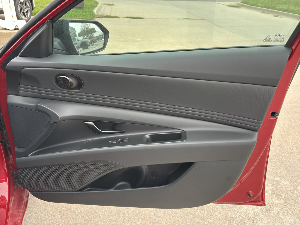 New 2025 Hyundai Elantra Sport image 26