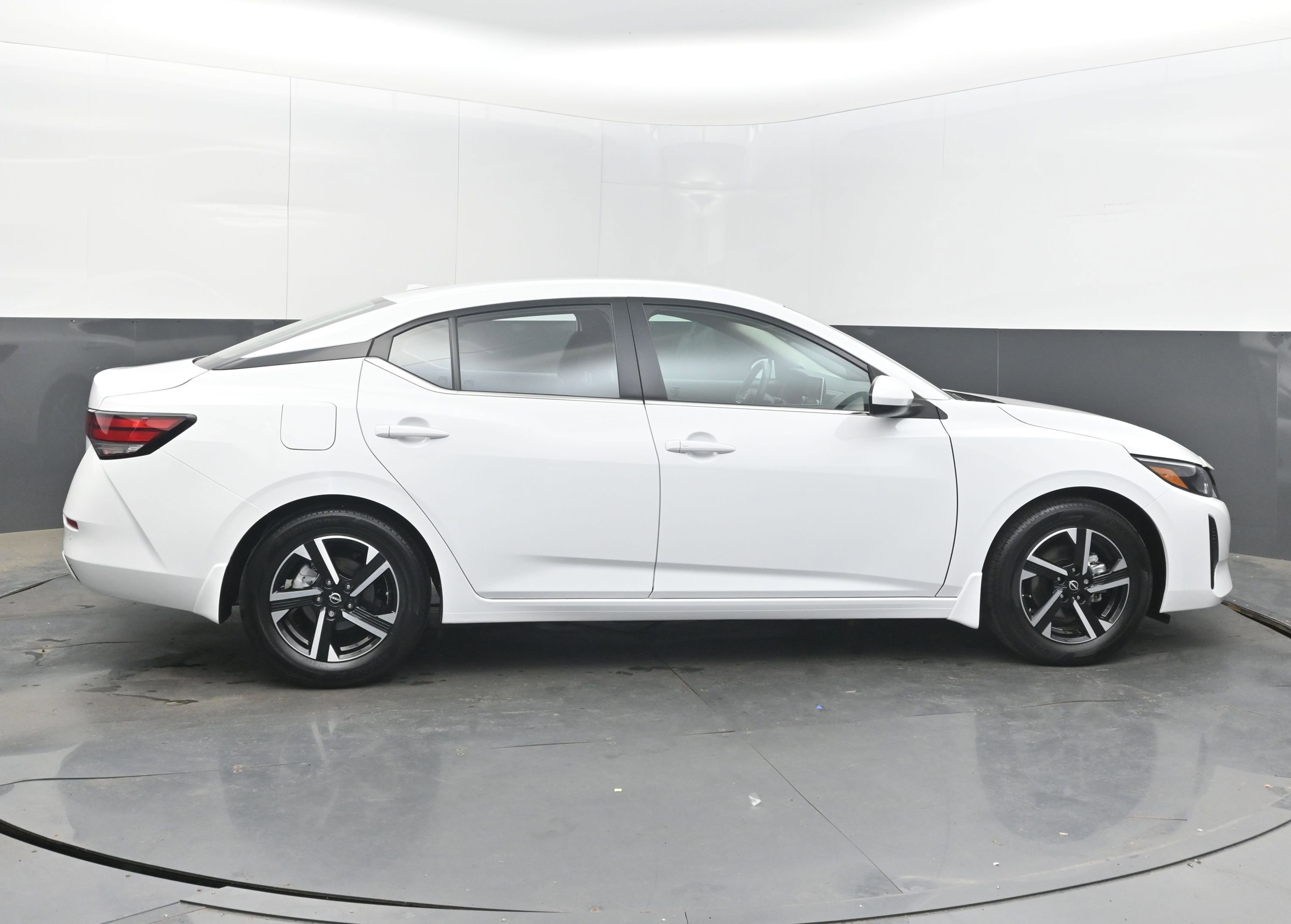 Certified 2025 Nissan Sentra SV w/ All-Weather Package image 8