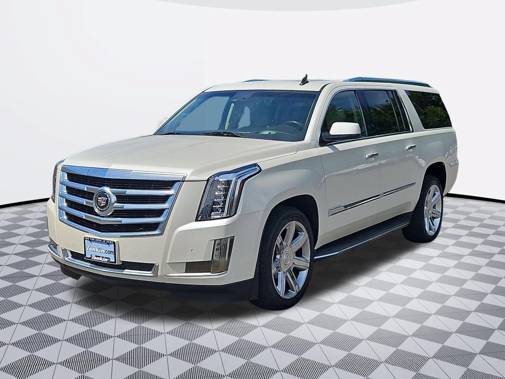 Used 2015 Cadillac Escalade ESV Premium AWD/4WD image 2