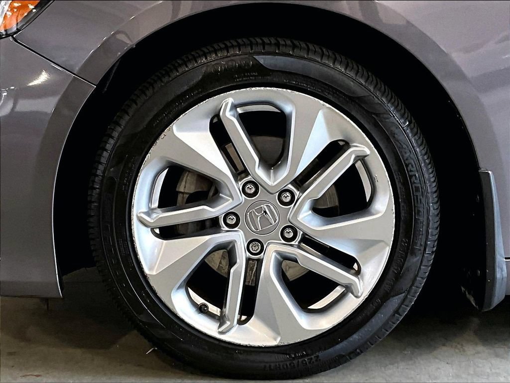 Used 2018 Honda Accord LX image 7