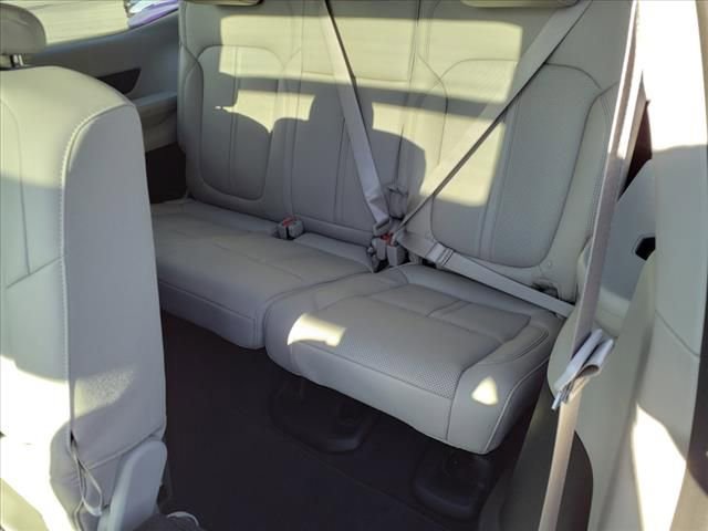 New 2024 Jeep Wagoneer 4WD w/ Premium Group I image 12