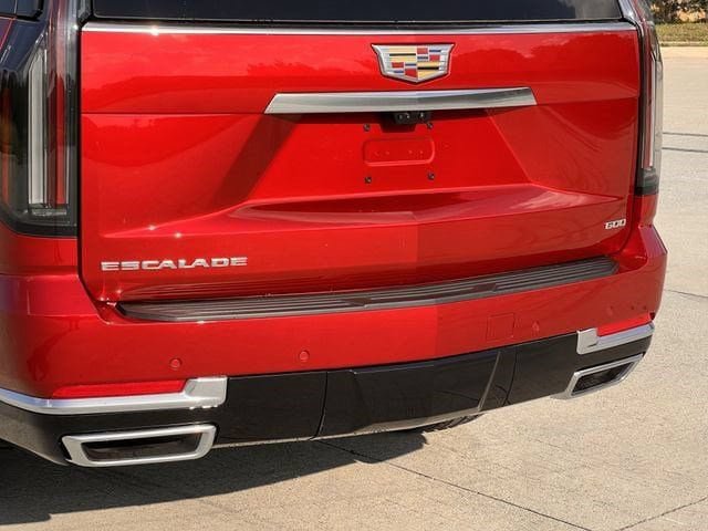 New 2026 Cadillac Escalade ESV Platinum Luxury AWD/4WD image 6