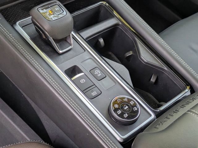 Used 2022 Nissan Pathfinder Platinum w/ Cargo Package image 29