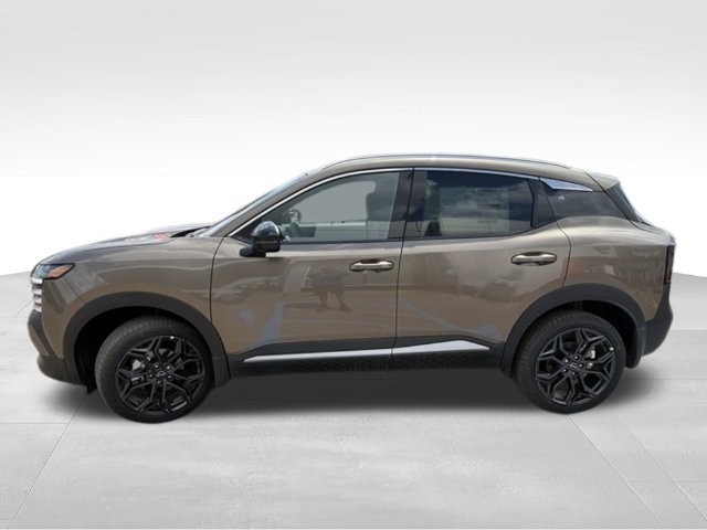 New 2026 Nissan Kicks SR w/ SR Premium Package FWD image 4