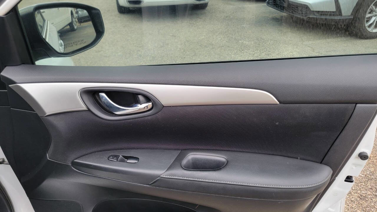 Used 2019 Nissan Sentra S w/ Appearance Package image 24