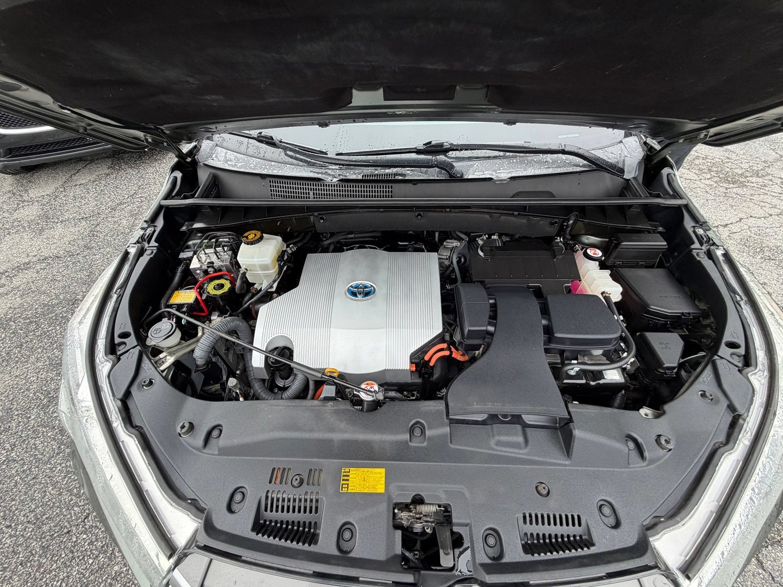 Used 2019 Toyota Highlander XLE AWD/4WD image 32
