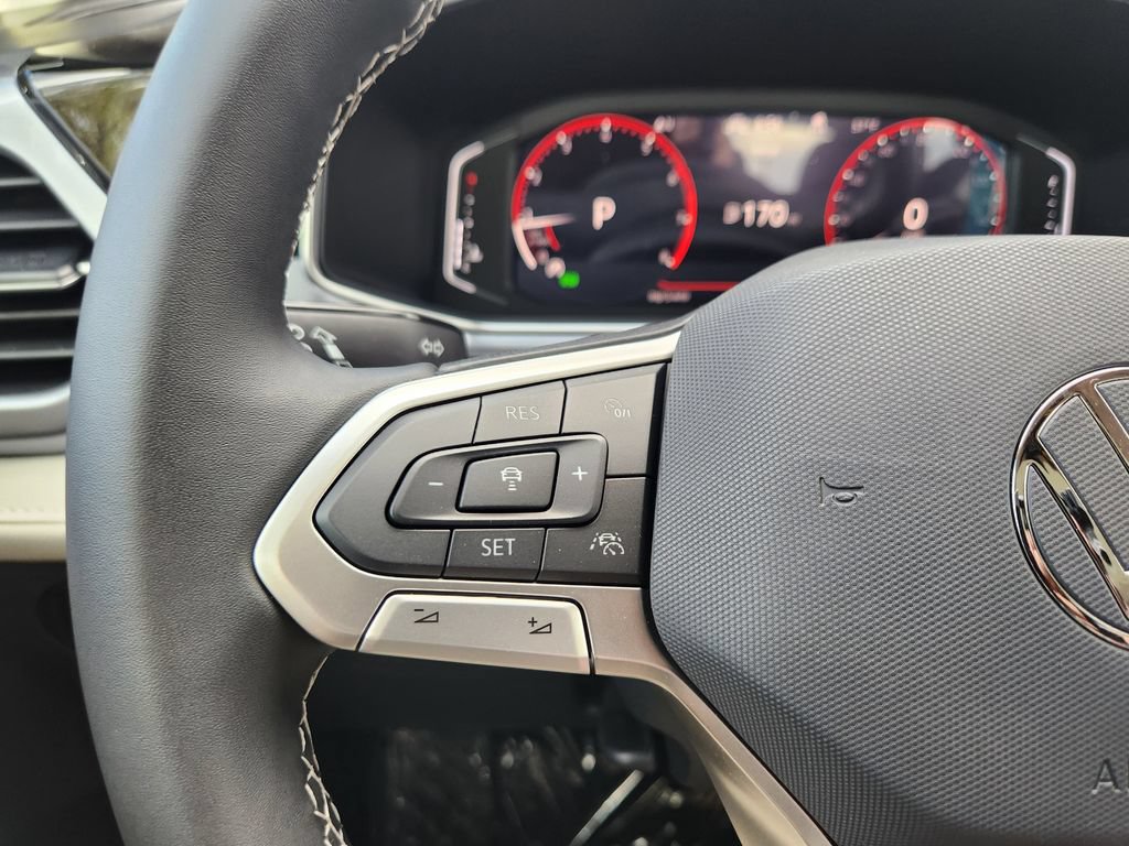 New 2026 Volkswagen Taos SEL AWD/4WD image 16