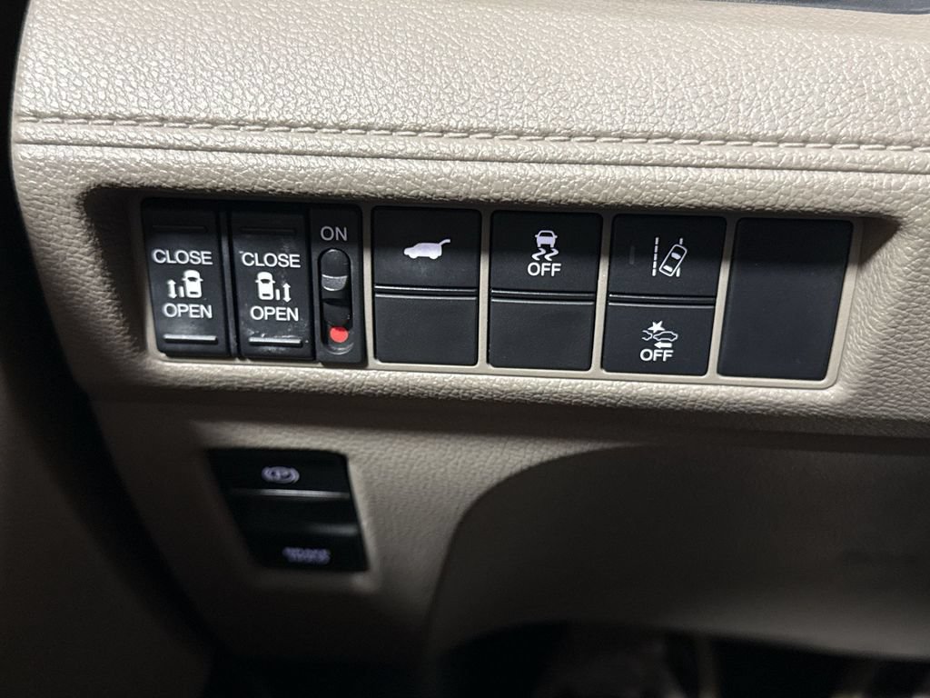 Used 2018 Honda Odyssey EX-L image 18