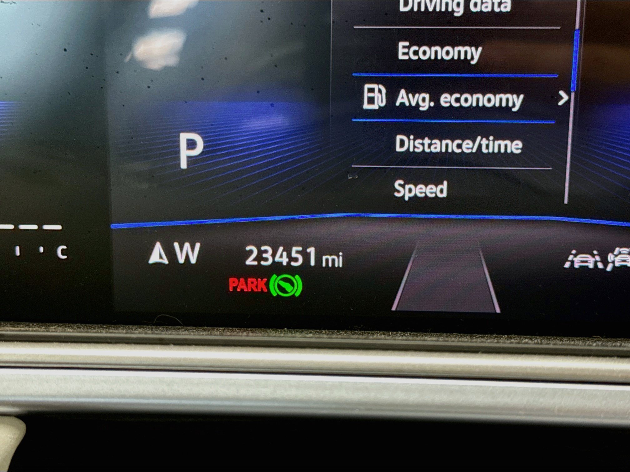 Used 2026 Volkswagen Taos SE FWD image 19