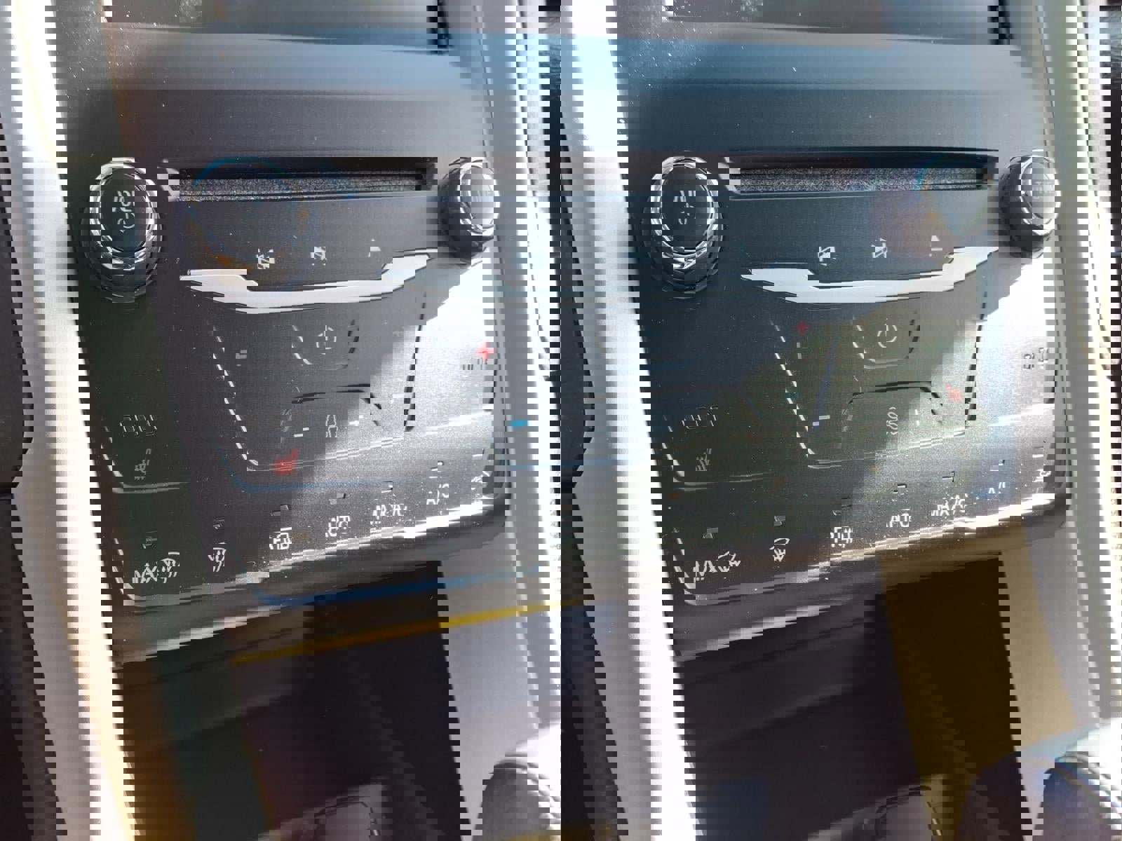 Used 2013 Ford Fusion Energi SE image 11