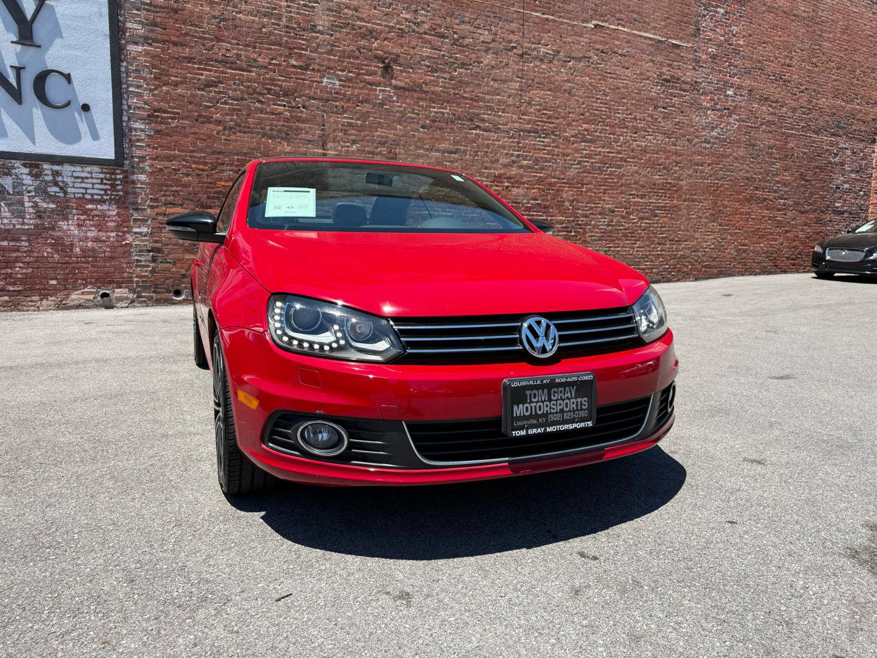 Used 2013 Volkswagen Eos Komfort FWD image 7