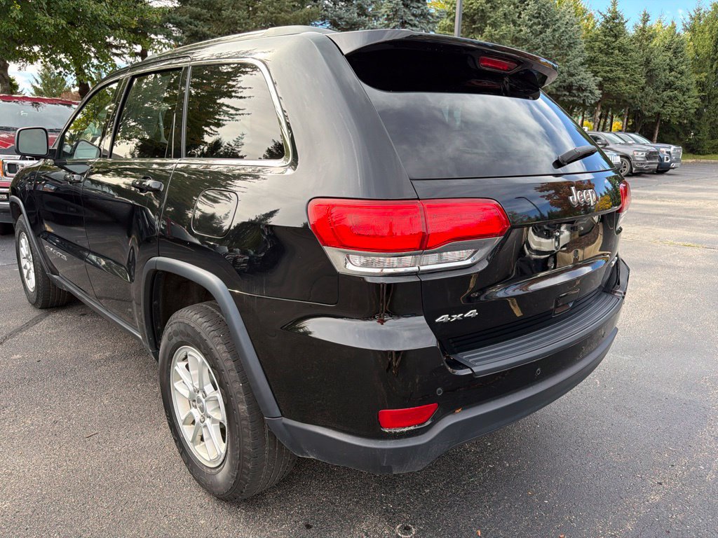 Used 2018 Jeep Grand Cherokee Laredo AWD/4WD image 5