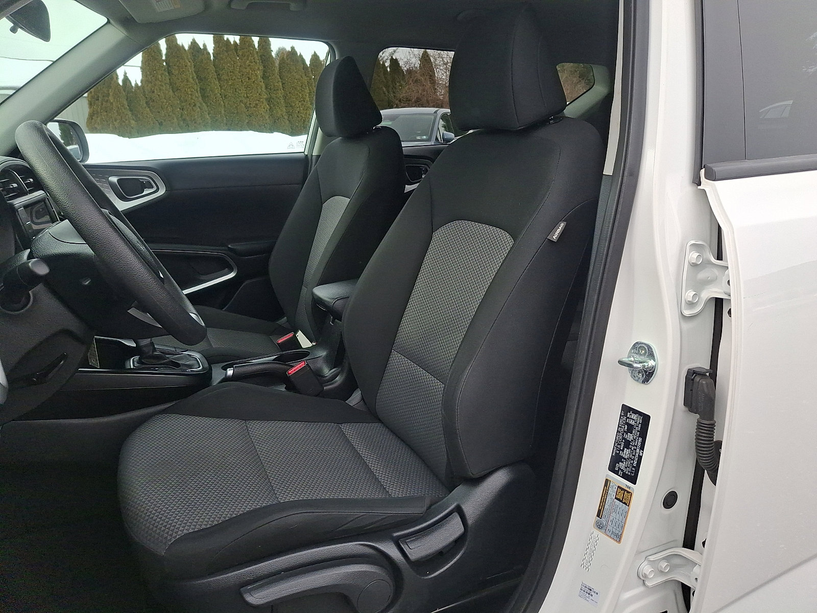 Certified 2024 Kia Soul LX w/ Option Group 015 image 13