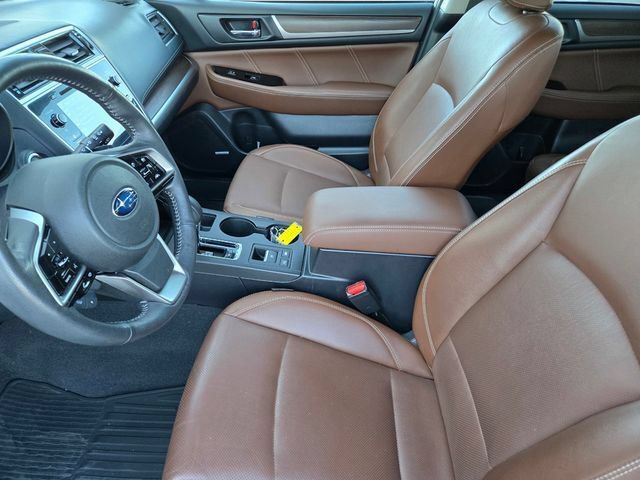 Used 2018 Subaru Outback 3.6R Touring w/ Popular Package #3 AWD/4WD image 18