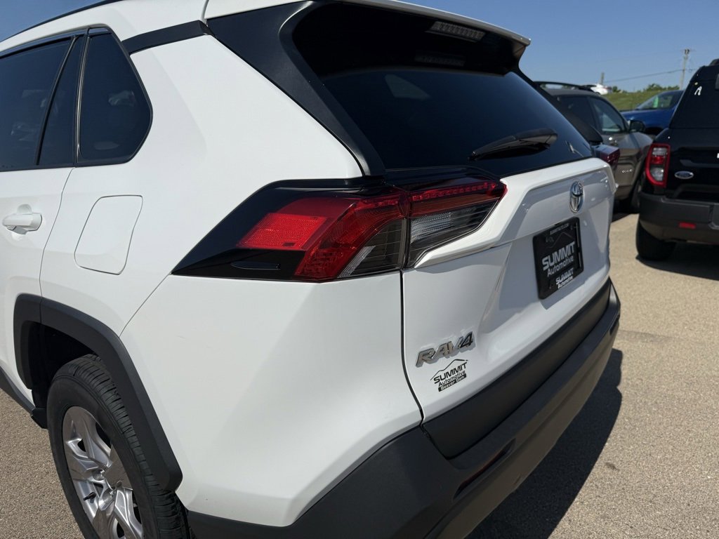 Used 2022 Toyota RAV4 XLE image 36
