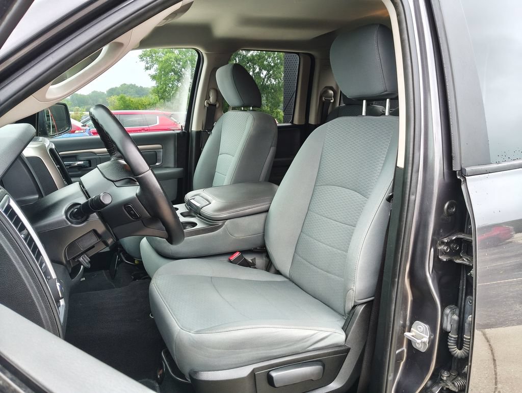 Used 2017 RAM 1500 Big Horn AWD/4WD image 12