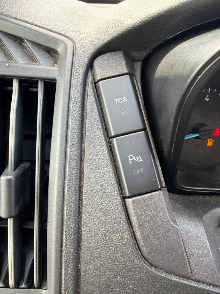 Used 2019 Ford Transit 150 XL RWD image 16