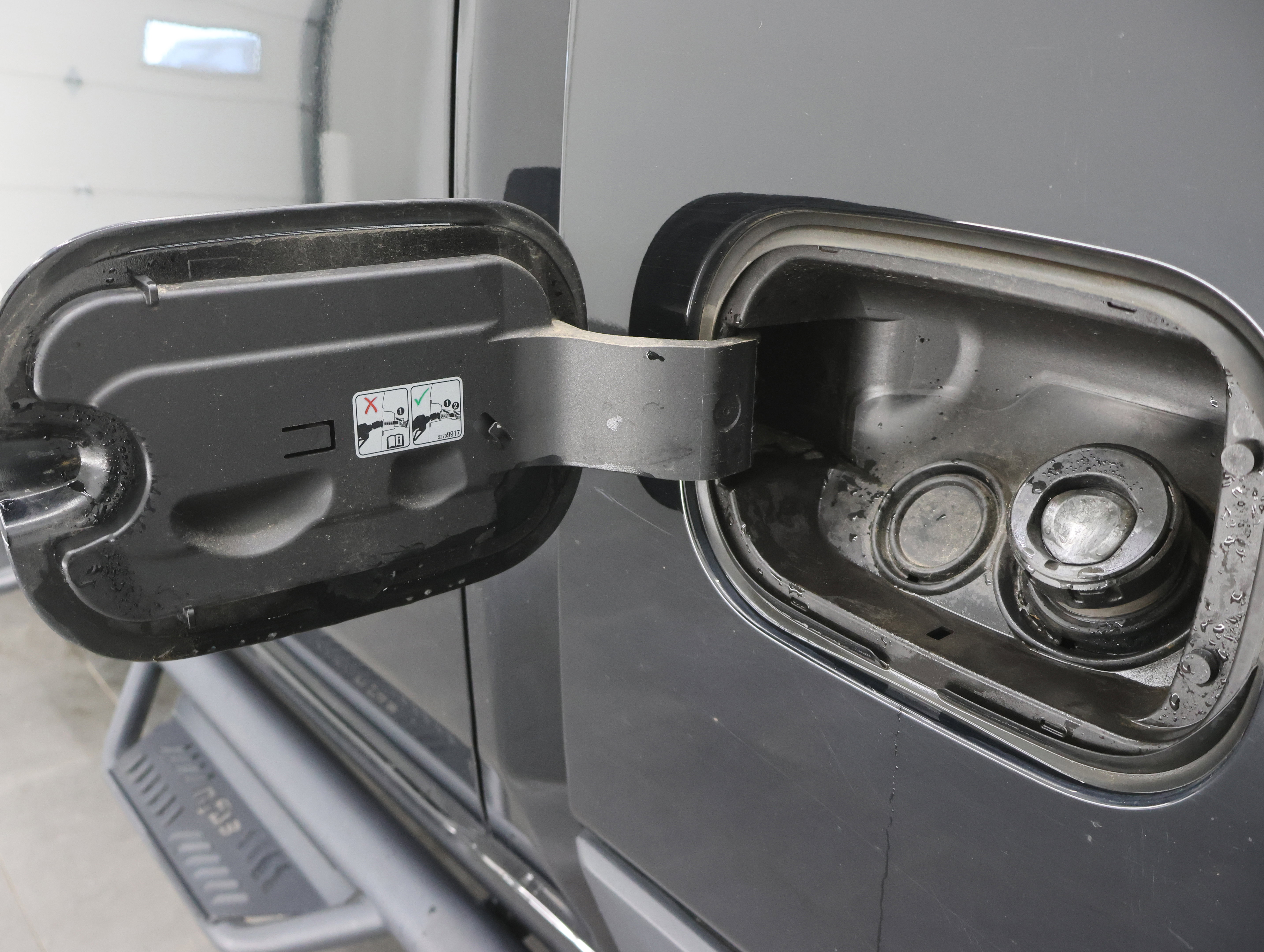 Used 2024 Chevrolet Silverado 2500 LT image 30