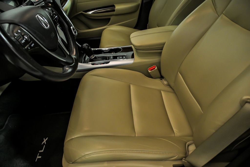 Used 2020 Acura TLX image 13