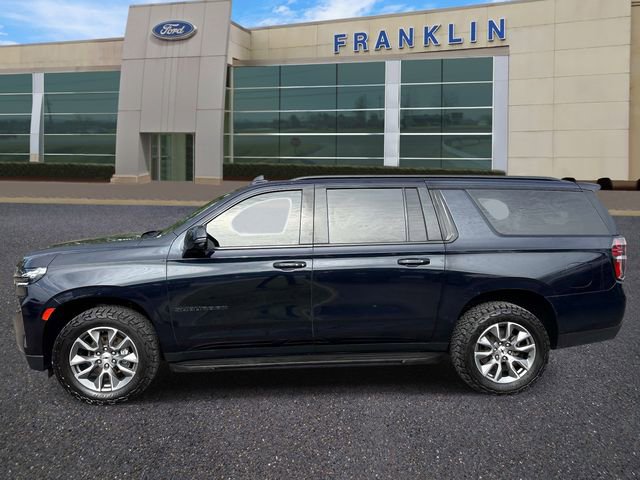 Used 2022 Chevrolet Suburban RST w/ Luxury Package AWD/4WD image 4