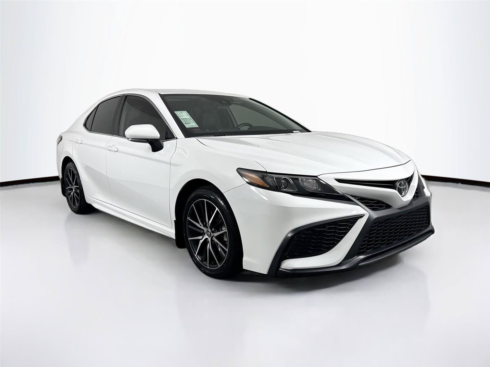 Certified 2024 Toyota Camry SE FWD image 8