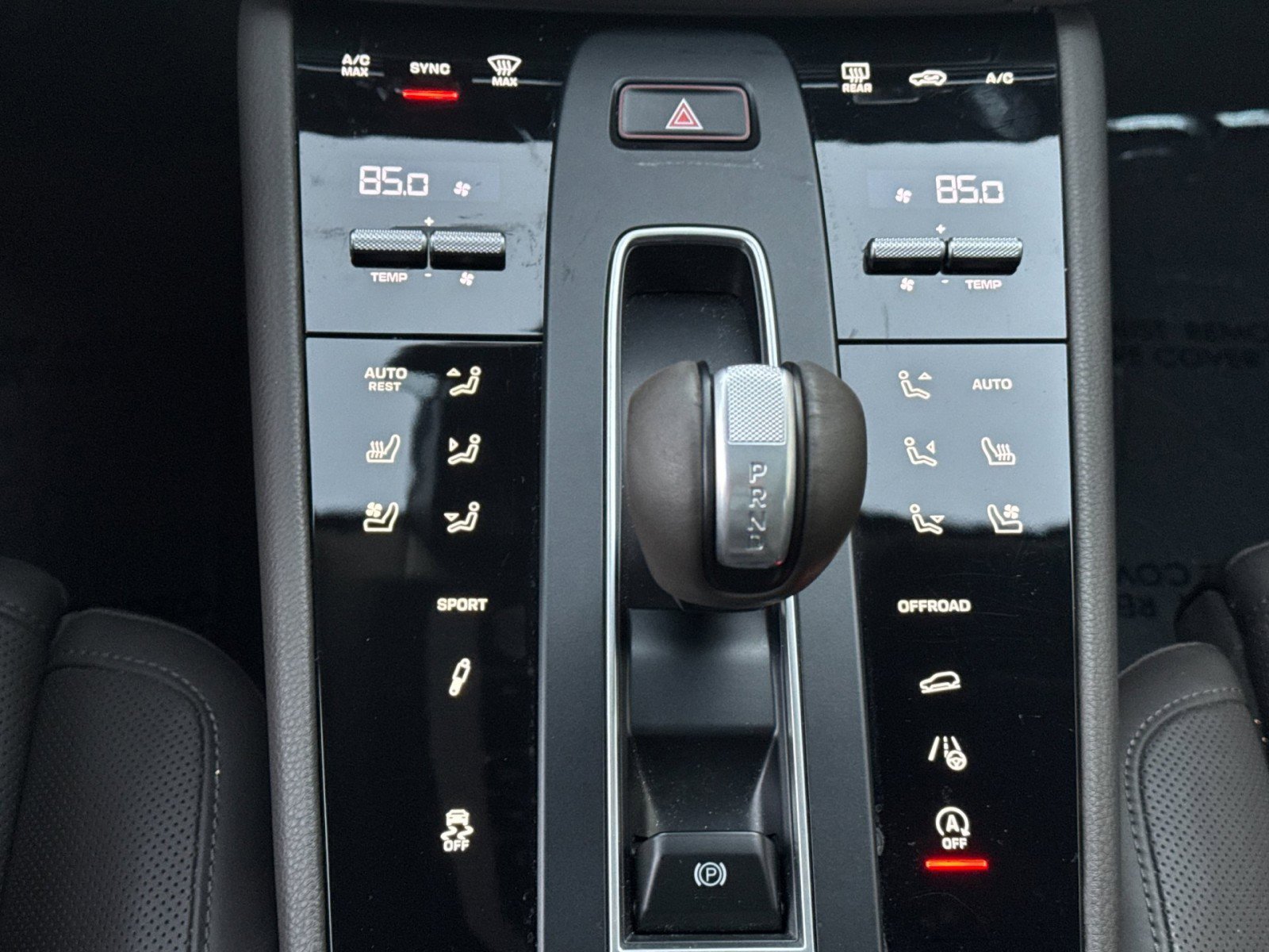 Used 2023 Porsche Macan S image 21