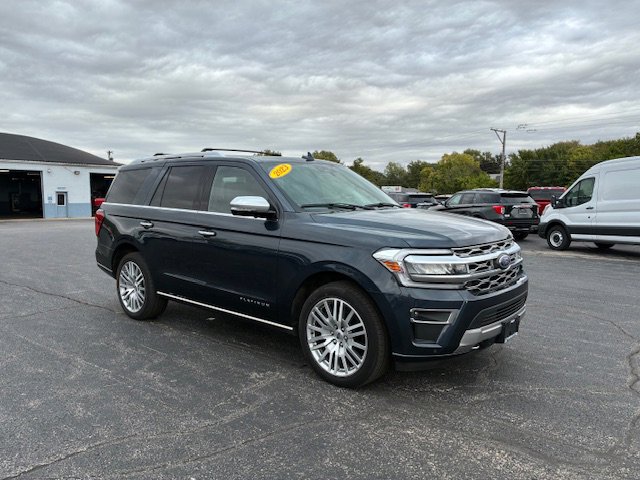 Used 2023 Ford Expedition Platinum image 7