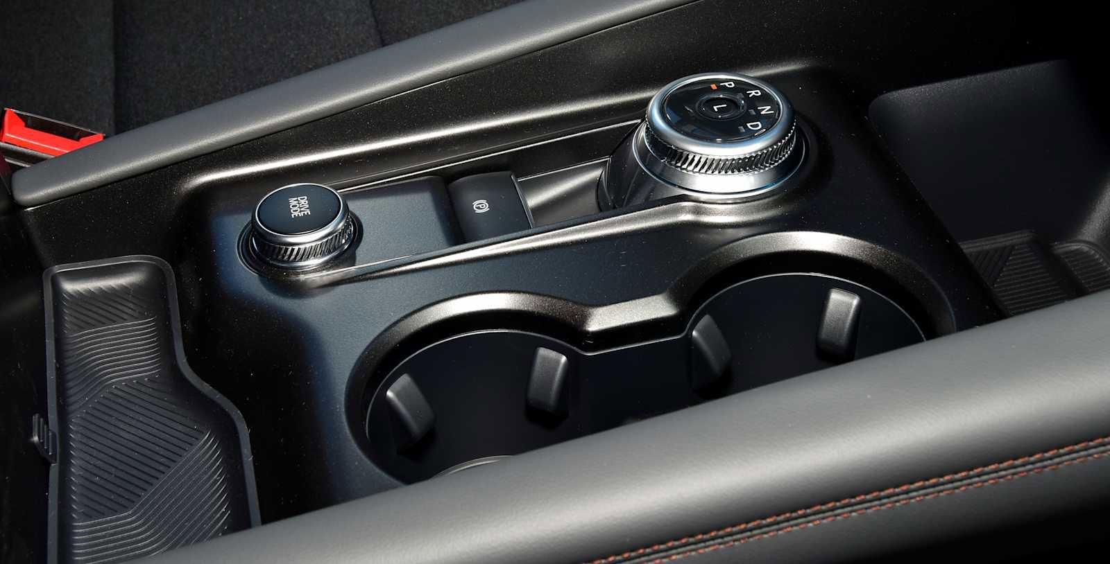 New 2026 Ford Explorer Active image 24