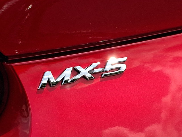 Used 2016 MAZDA MX-5 Miata Grand Touring RWD image 30