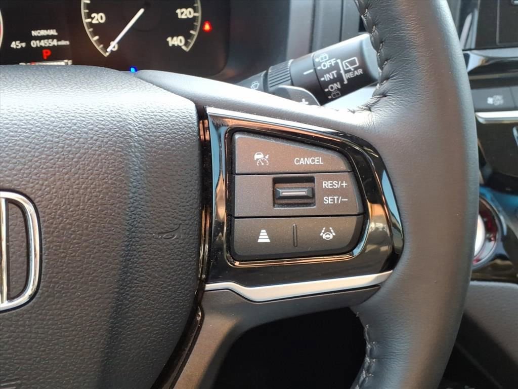 Used 2025 Honda Odyssey Touring image 14