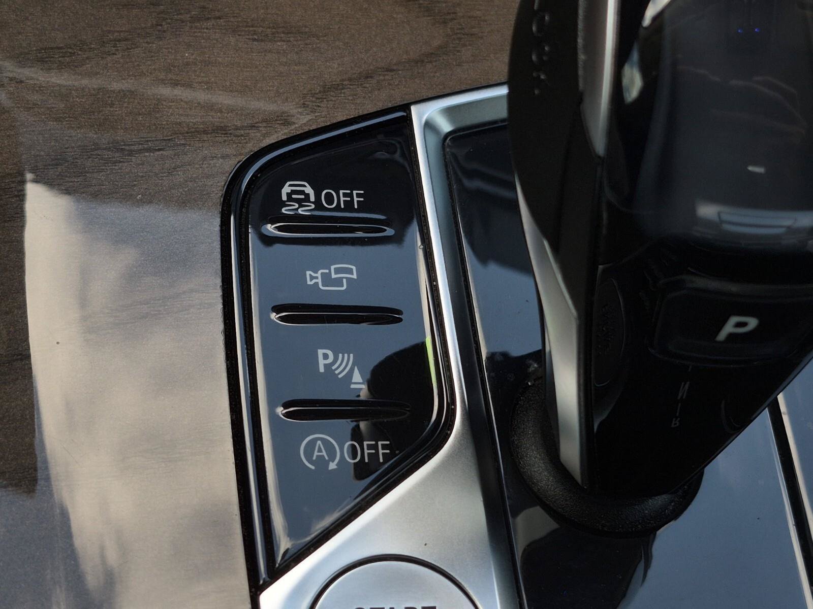 Used 2019 BMW X7 xDrive40i w/ Premium Package AWD/4WD image 41