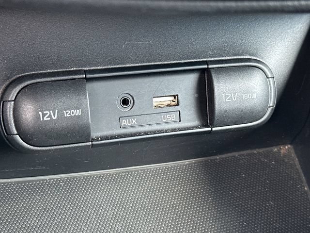Used 2016 Kia Soul + FWD image 24