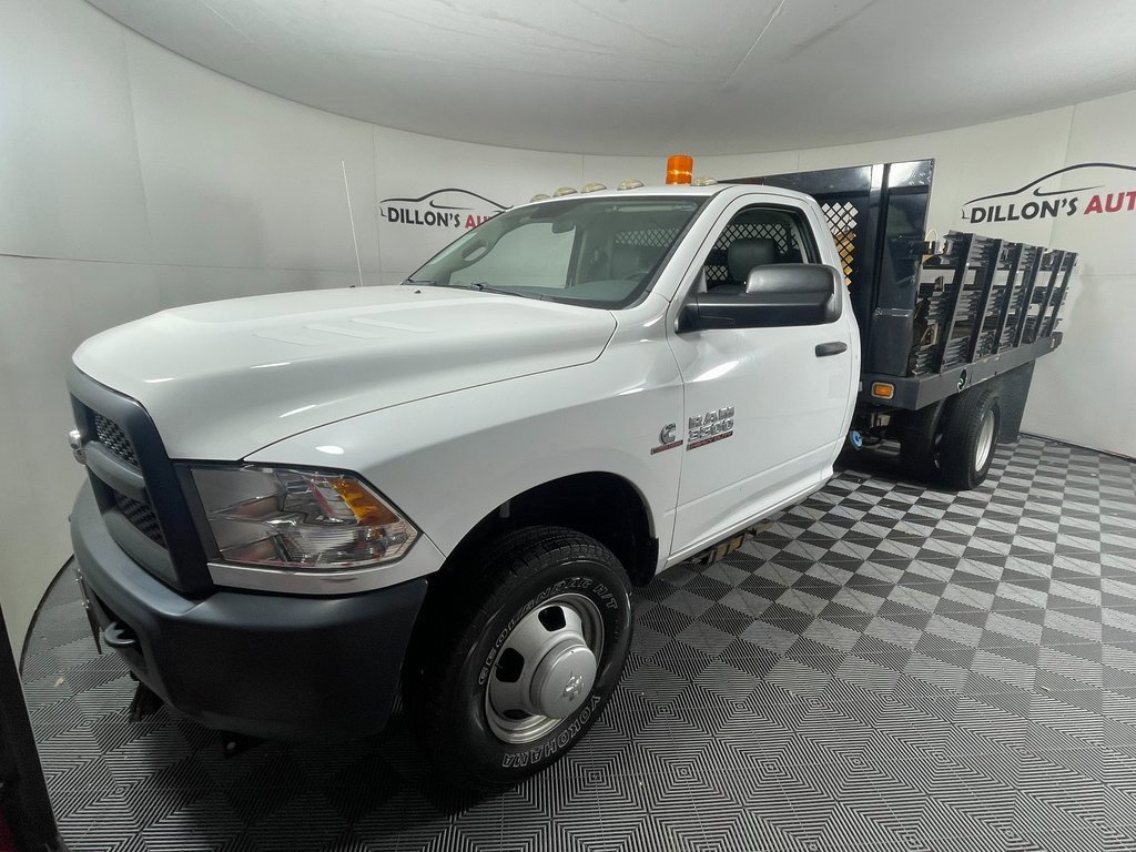 Used 2015 RAM 3500 Tradesman image 2